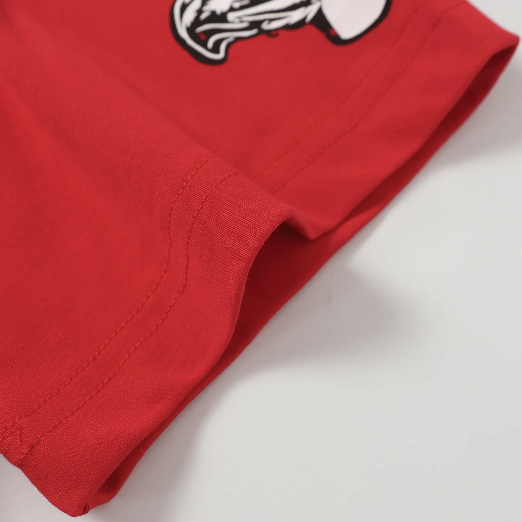 # I THAT'S A AWFUL LOT OF COUGH SYRUP In Stock Real shot American simple trendy brand loose casual T-shirt Fabric (fabric): 32 counts Weight combed double yarn pure cotton Sizes (size): S-M L X L Color (colour): Chinese red